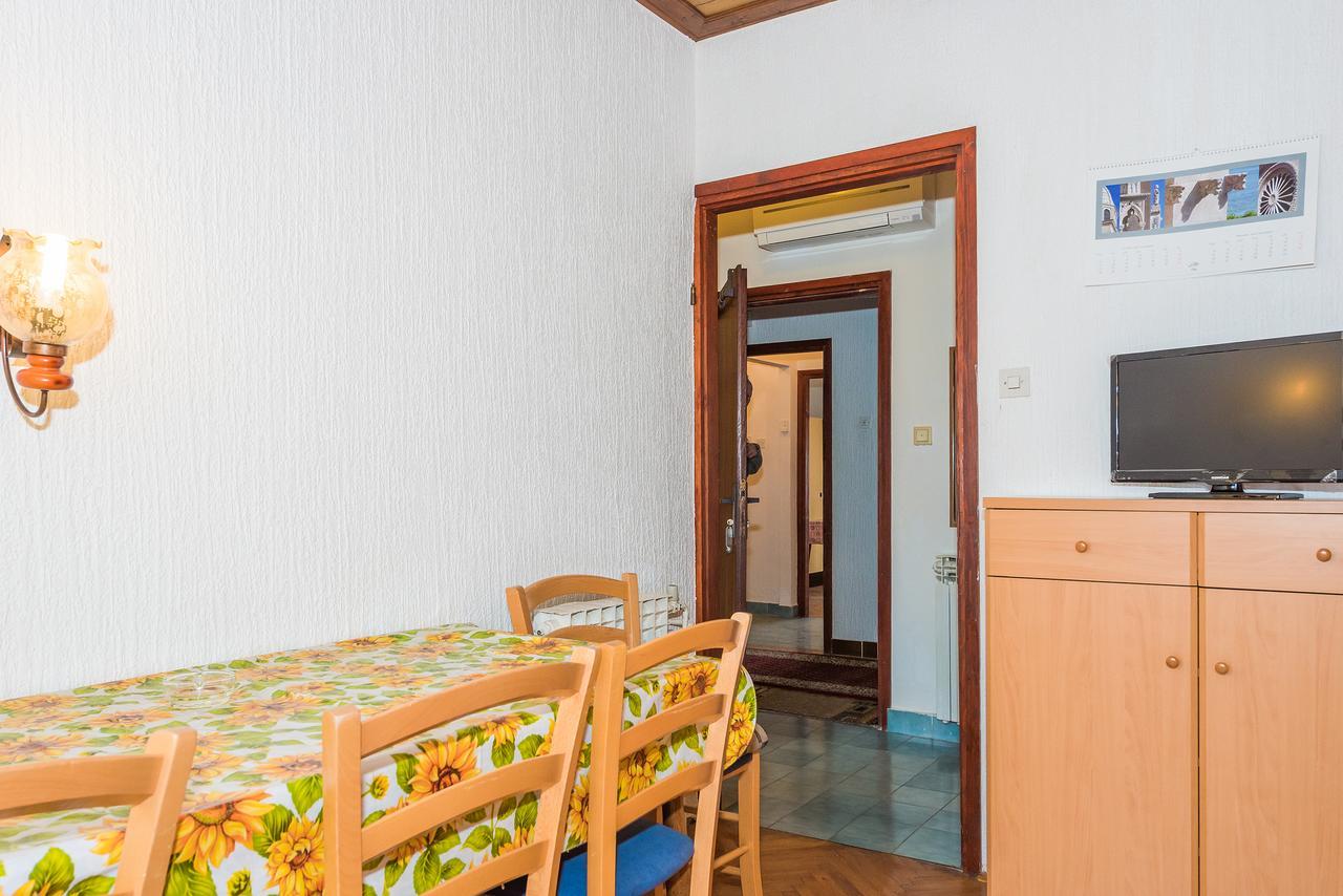 Apartments Boris Vodice Exteriör bild