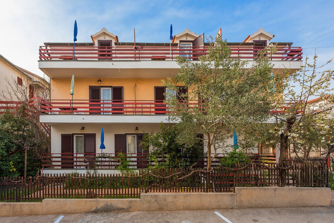 Apartments Boris Vodice Exteriör bild