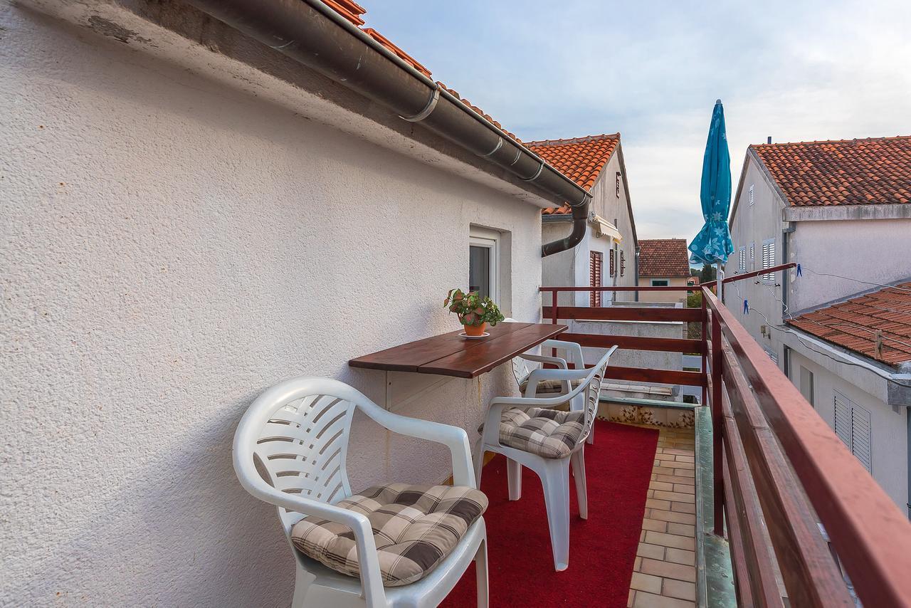 Apartments Boris Vodice Exteriör bild
